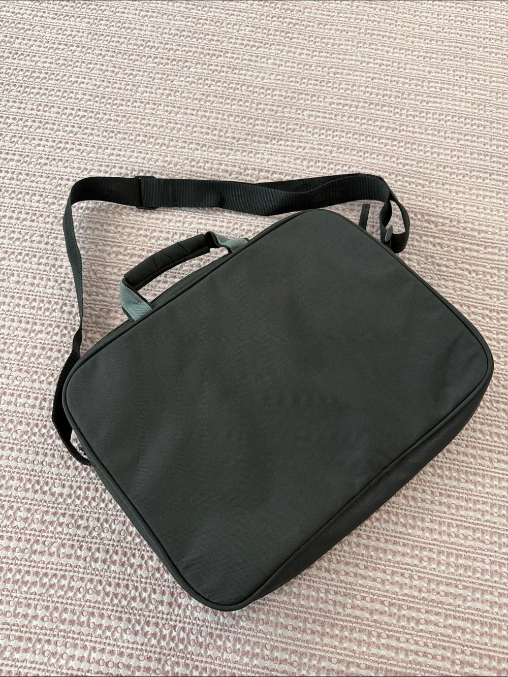 Black Laptop Briefcase with Shoulder Strap - CASE LOGIC